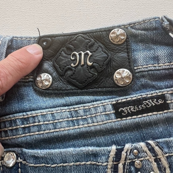 Y2K Miss Me Jean Women Blue Signature Boot Pockets Embellished Bling Size 28x31🔥 - Picture 15 of 16